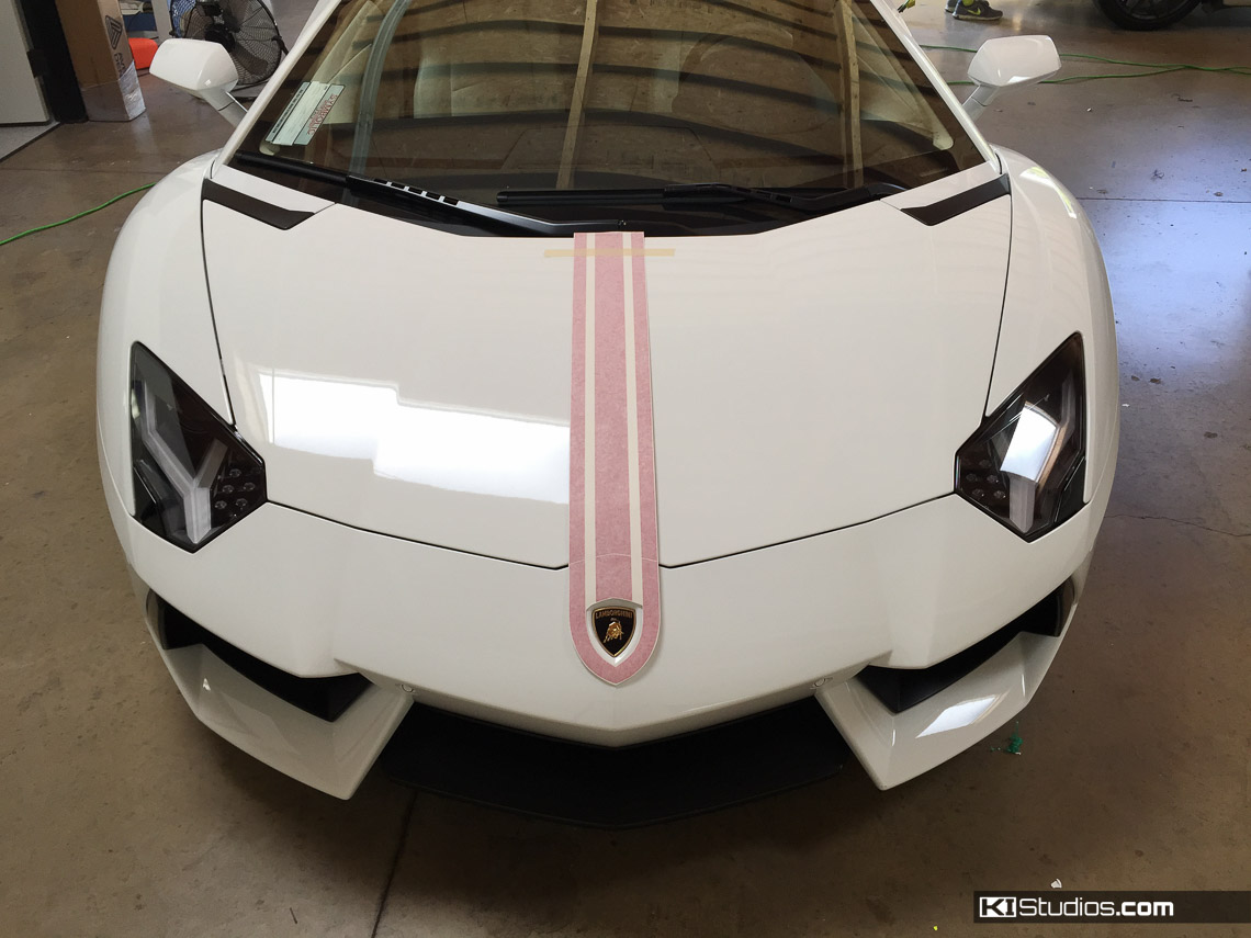 Lamborghini Aventador Over-the-Top Stripes