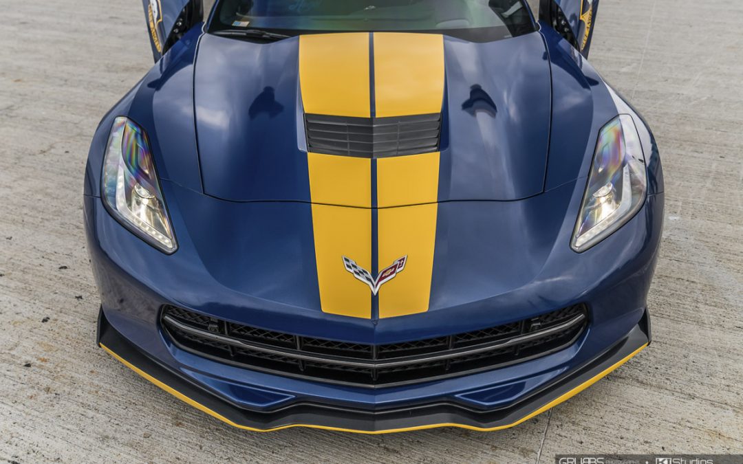 Corvette C7 Top Stripes in Yellow by KI Studios