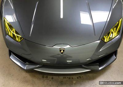 Lamborghini Huracan with Yellow Headligths by KI Studios